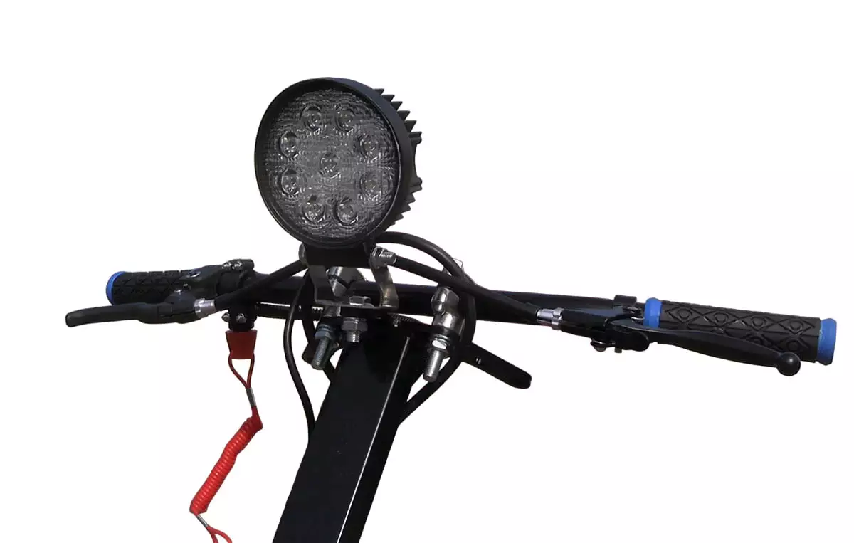 детальная картинка товара мотосноуборд искра-1, lifan kp230 8+ л.с., редуктор с автомат сцеплением. фара, тормоз