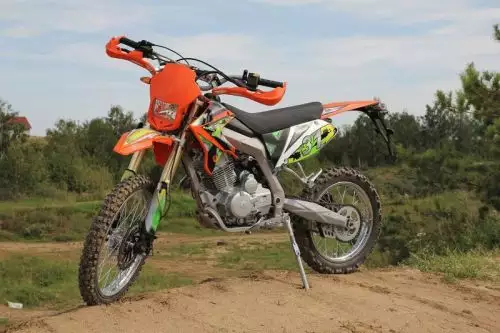 детальная картинка товара мотоцикл racer rc200xzt enduro детальная картинка товара мотоцикл racer rc200xzt enduro