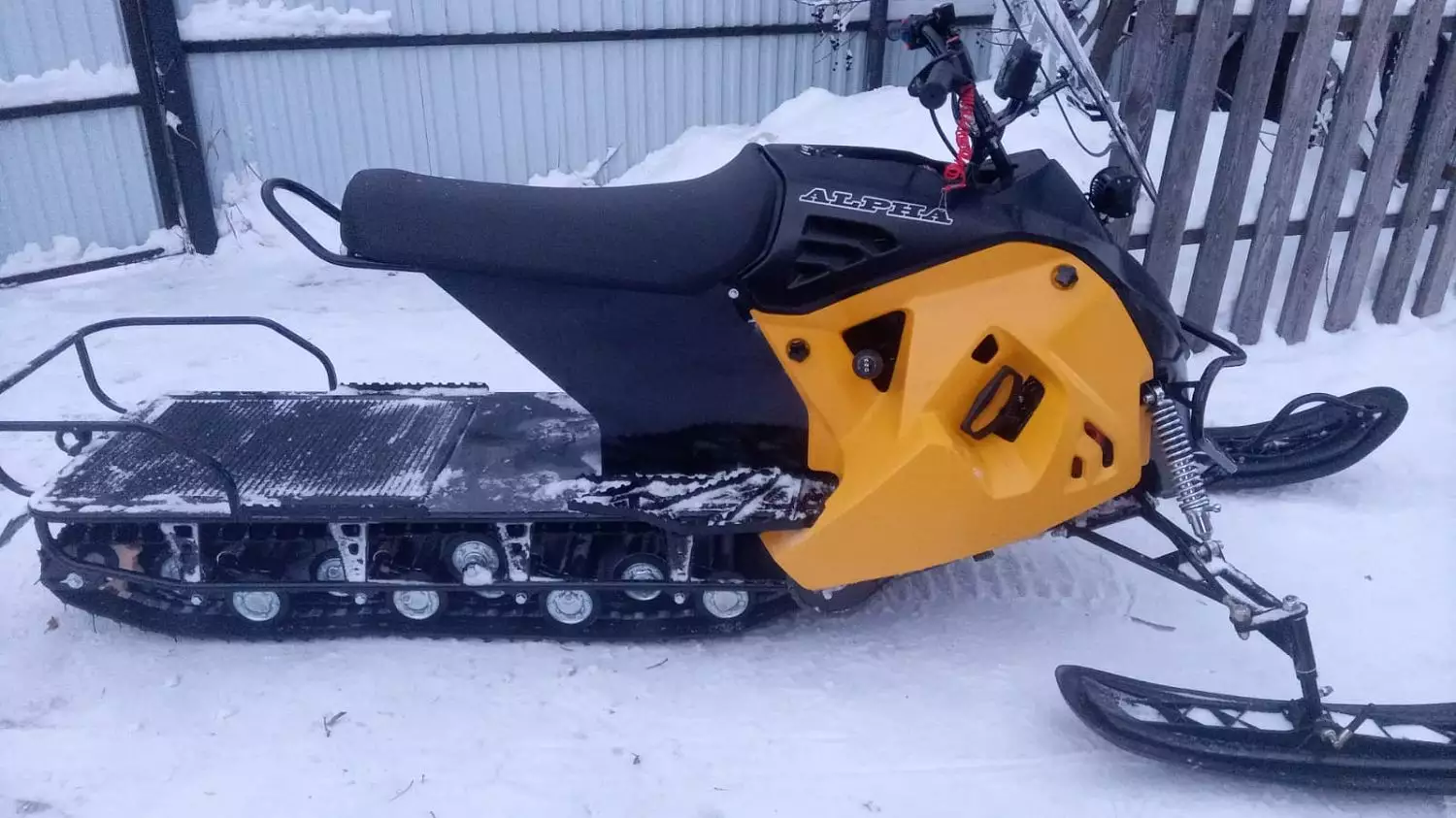 детальная картинка товара снегоход лидер альфа 3 long 20 л.с. (маш. комплект)